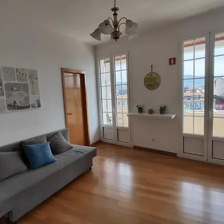 Sir Manuel - Unidade Senhora A Branca ゲストハウス